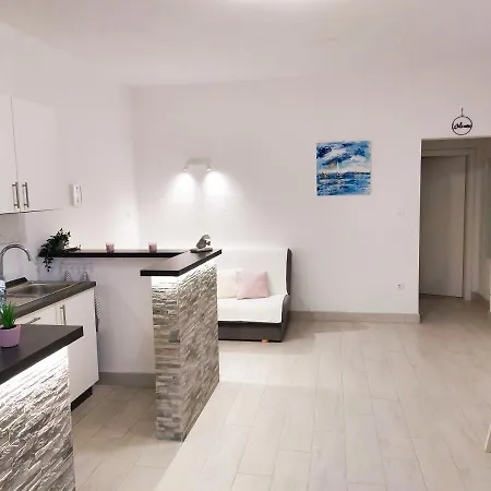 Apartman - Sea, And Happiness *